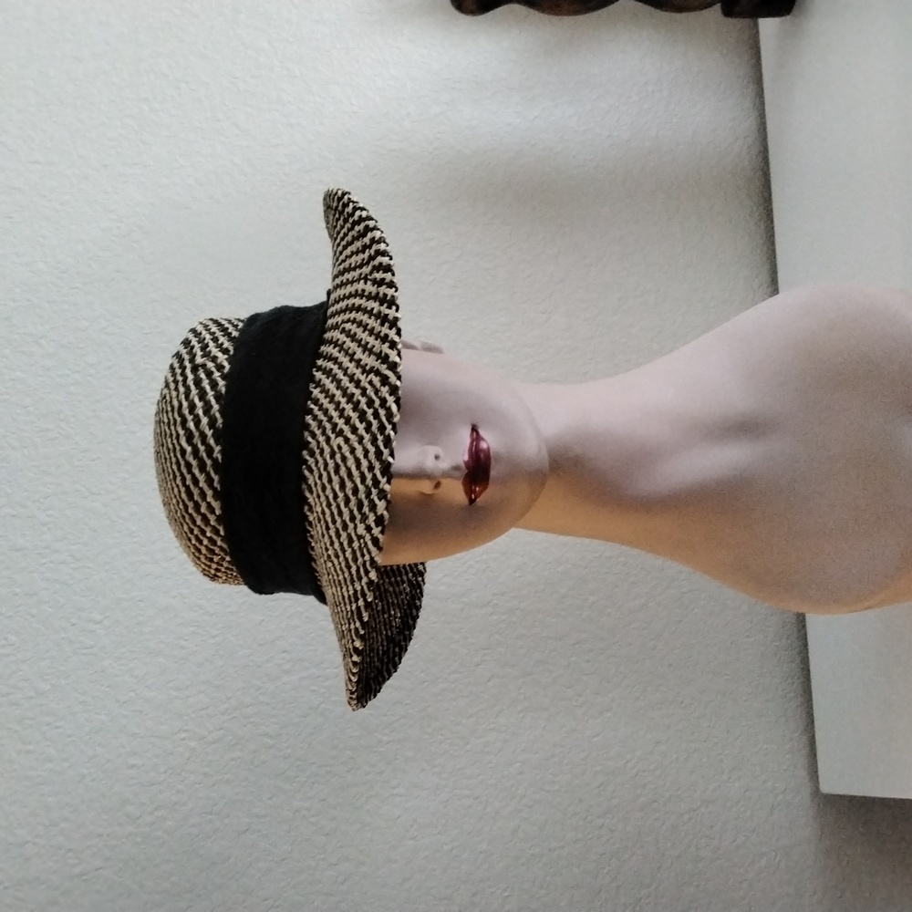 Top This Inc Straw Hat